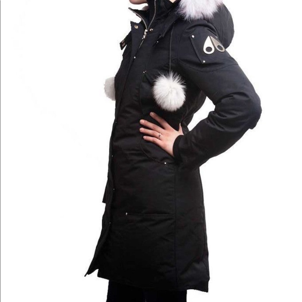 Moose knuckles parka white fur size small